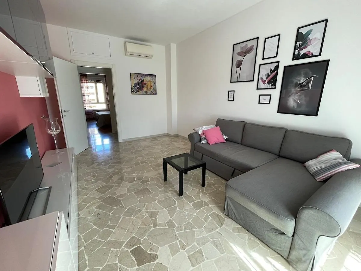 La Petite Maison Milanese - Milano Centro Italy